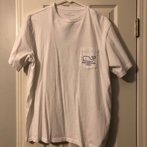 Vineyard vines t shirt sz medium